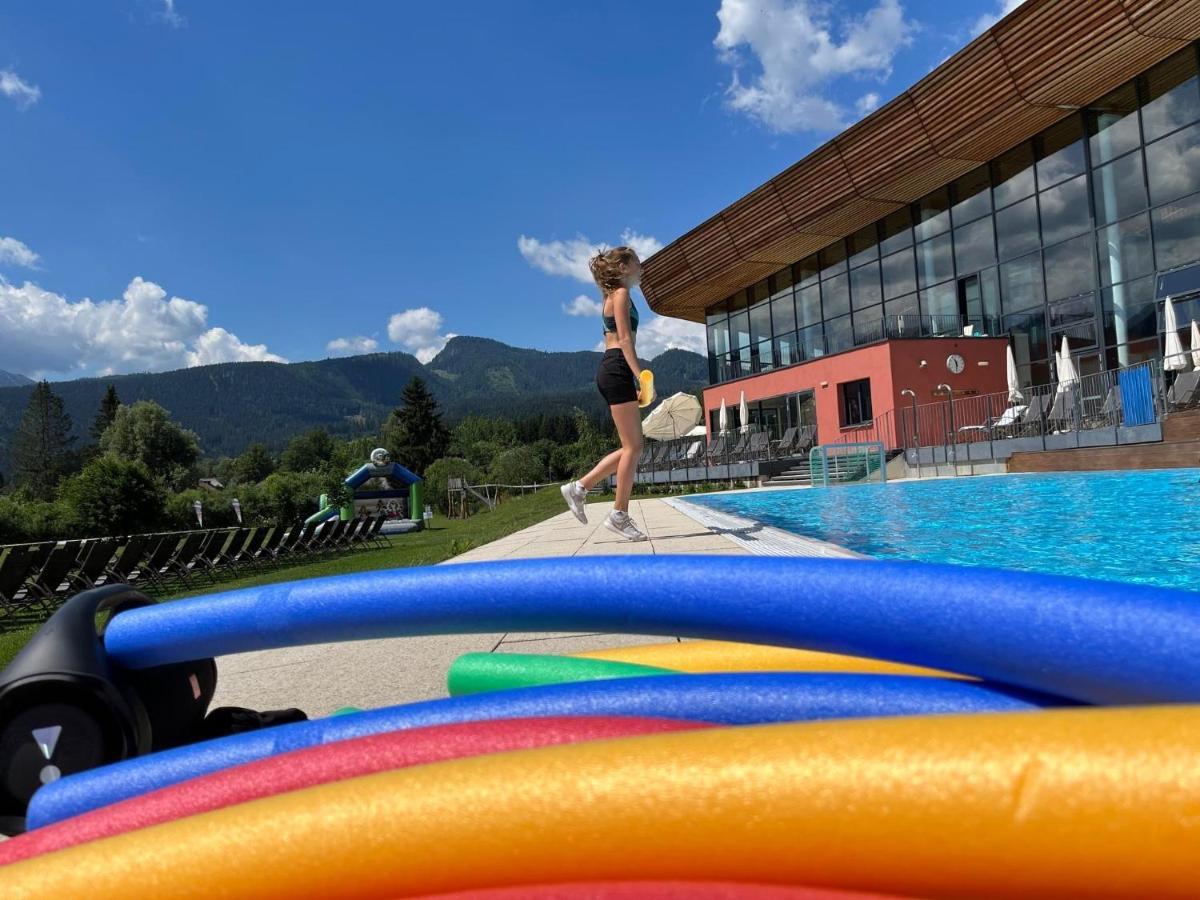 Aldiana Club Salzkammergut Und Grimmingtherme باد ميترندورف المظهر الخارجي الصورة