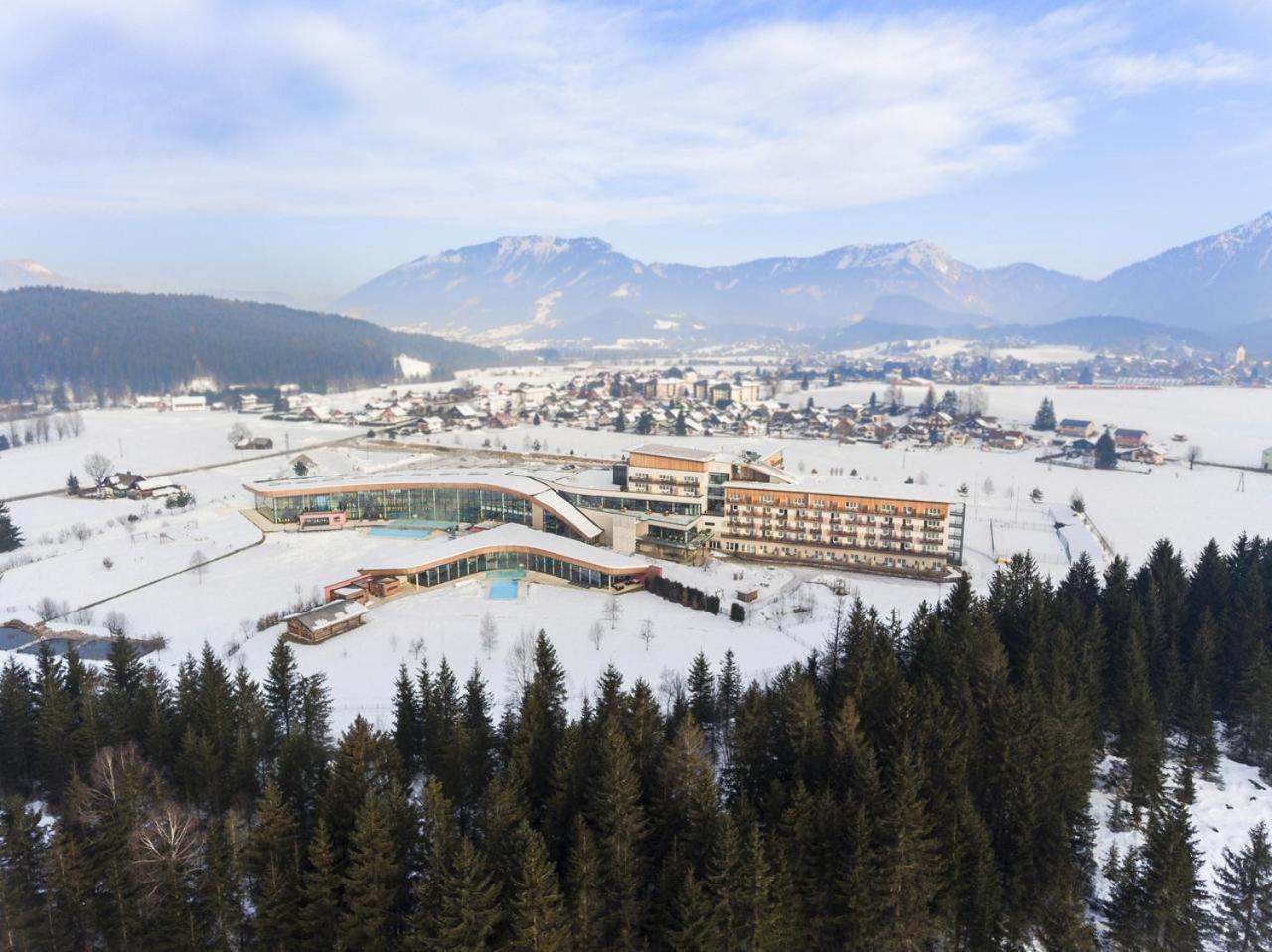 Aldiana Club Salzkammergut Und Grimmingtherme باد ميترندورف المظهر الخارجي الصورة